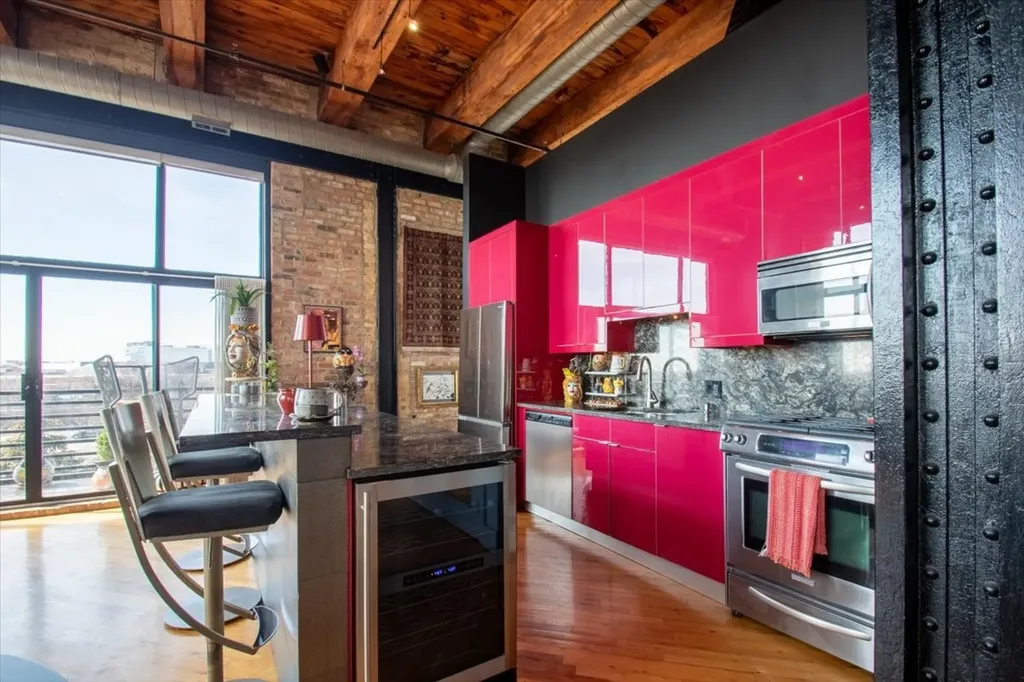 2614 North Clybourn Avenue Chicago IL 60614