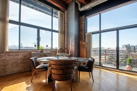 2614 North Clybourn Avenue Chicago IL 60614