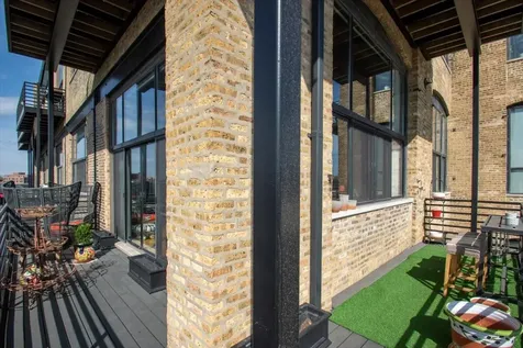 2614 North Clybourn Avenue Chicago IL 60614