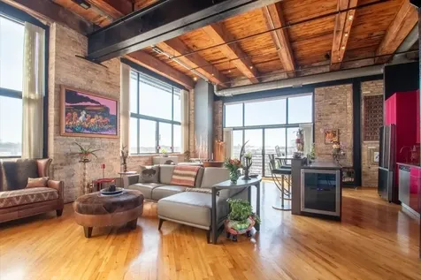 2614 North Clybourn Avenue Chicago IL 60614
