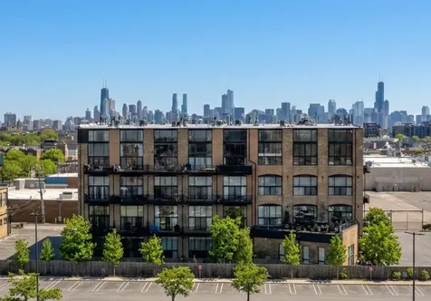 2614 North Clybourn Avenue Chicago IL 60614