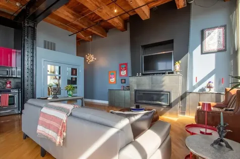 2614 North Clybourn Avenue Chicago IL 60614