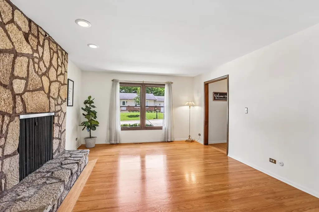 500 West Saint Charles Road Lombard IL 60148