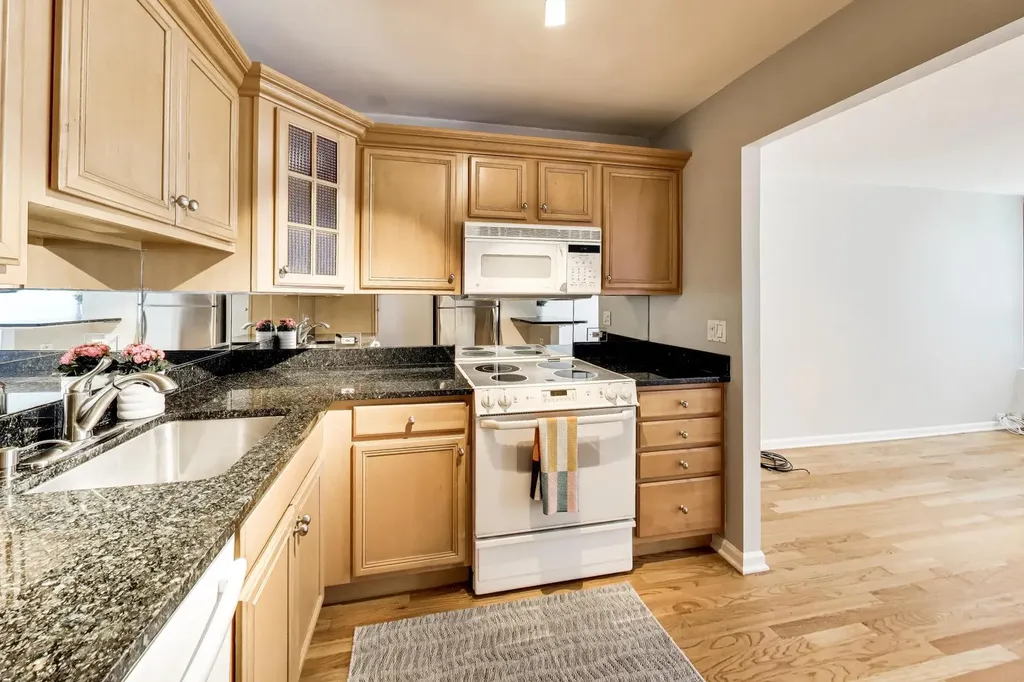 3550 North Lake Shore Drive Chicago IL 60657
