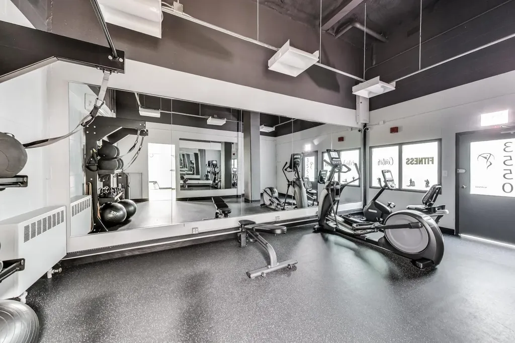3550 North Lake Shore Drive Chicago IL 60657