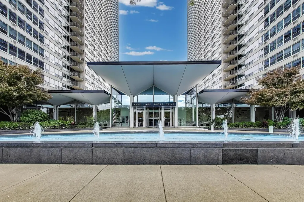 3550 North Lake Shore Drive Chicago IL 60657