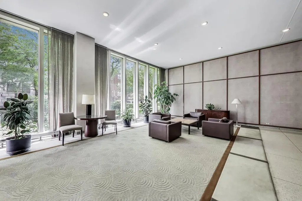 3550 North Lake Shore Drive Chicago IL 60657