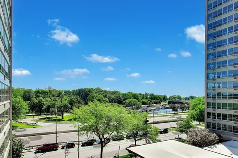 3550 North Lake Shore Drive Chicago IL 60657