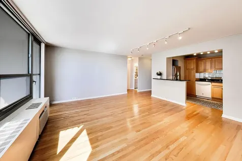 3550 North Lake Shore Drive Chicago IL 60657