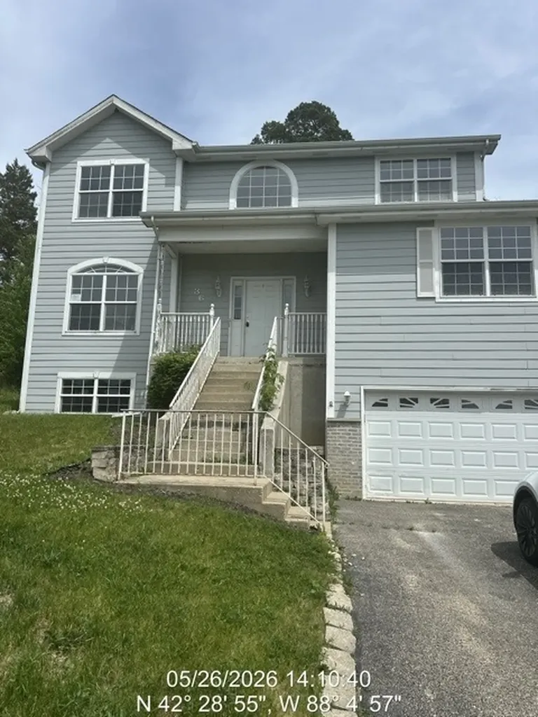 36 Burnette Drive Antioch IL 60002