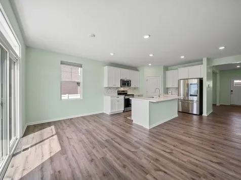 759 Kentshire Circle Elgin IL 60124