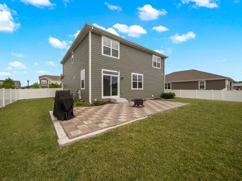 759 Kentshire Circle Elgin IL 60124