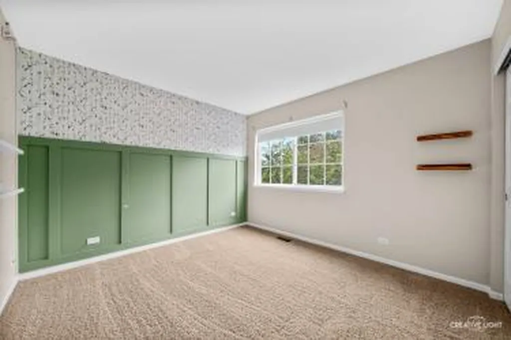 324 Abington Woods Drive Aurora IL 60502