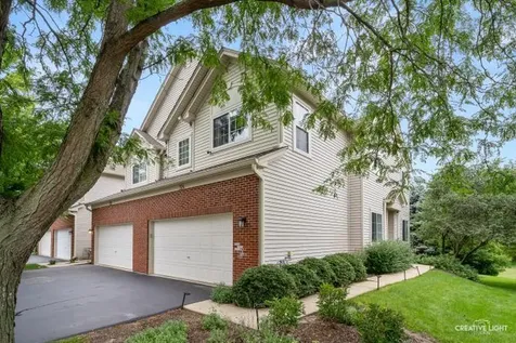 324 Abington Woods Drive Aurora IL 60502