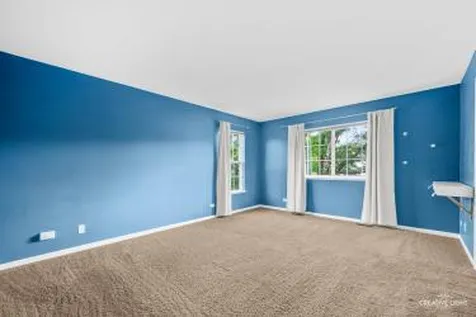 324 Abington Woods Drive Aurora IL 60502