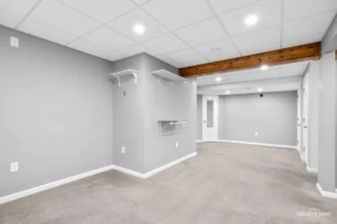 324 Abington Woods Drive Aurora IL 60502