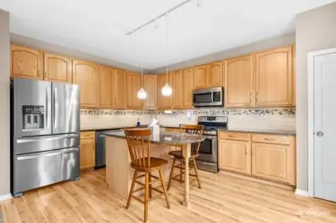 324 Abington Woods Drive Aurora IL 60502