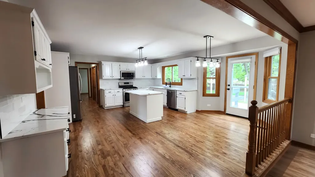 3467 Charlemaine Drive Aurora IL 60504
