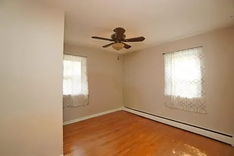 208 North Graylynn Drive Mount Prospect IL 60056
