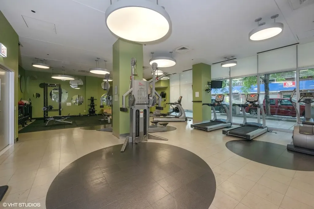 123 South Green Street Chicago IL 60607