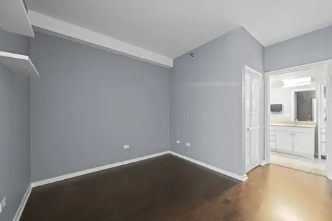 123 South Green Street Chicago IL 60607