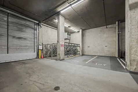 123 South Green Street Chicago IL 60607