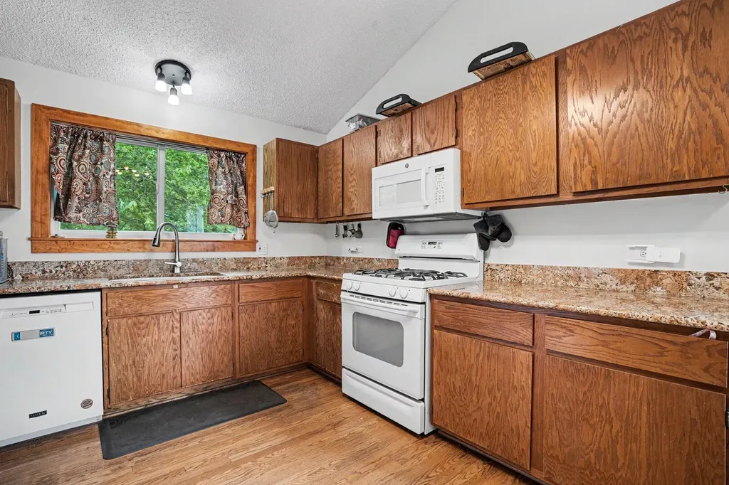 1132 Wishing Well Lane Naperville IL 60564