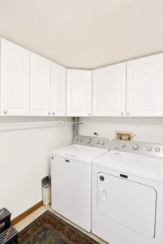 466 South President Street Carol Stream IL 60188