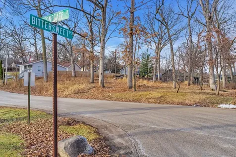27580-27588 W Stonegate Drive Spring Grove IL 60081