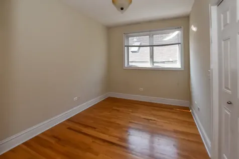 2942 North Lincoln Avenue Chicago IL 60657