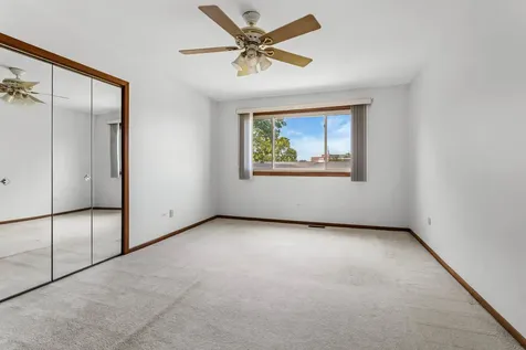 10404 Sheffield Drive Palos Hills IL 60465
