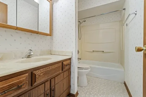 10404 Sheffield Drive Palos Hills IL 60465