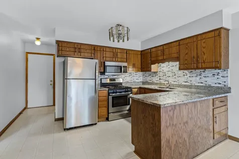10404 Sheffield Drive Palos Hills IL 60465