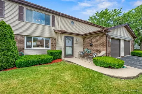 1328 Dove Court Mount Prospect IL 60056