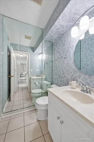 1328 Dove Court Mount Prospect IL 60056