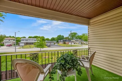 1328 Dove Court Mount Prospect IL 60056
