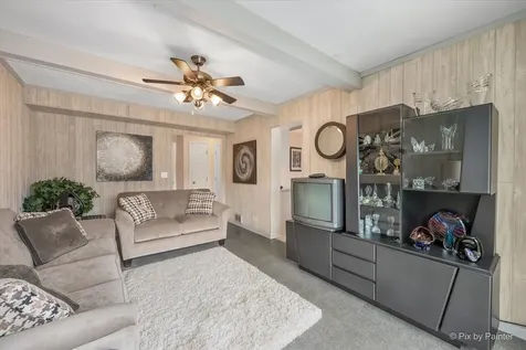 1328 Dove Court Mount Prospect IL 60056