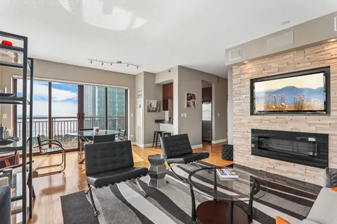 41 East 8th Street Chicago IL 60605
