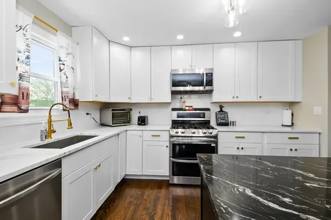 20137 South Rosewood Drive Frankfort IL 60423