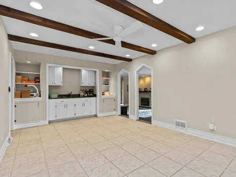 155 Helm Road Barrington IL 60010
