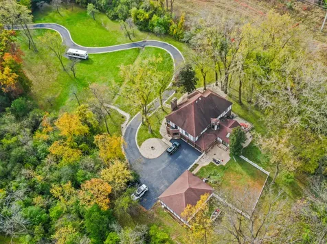 155 Helm Road Barrington IL 60010