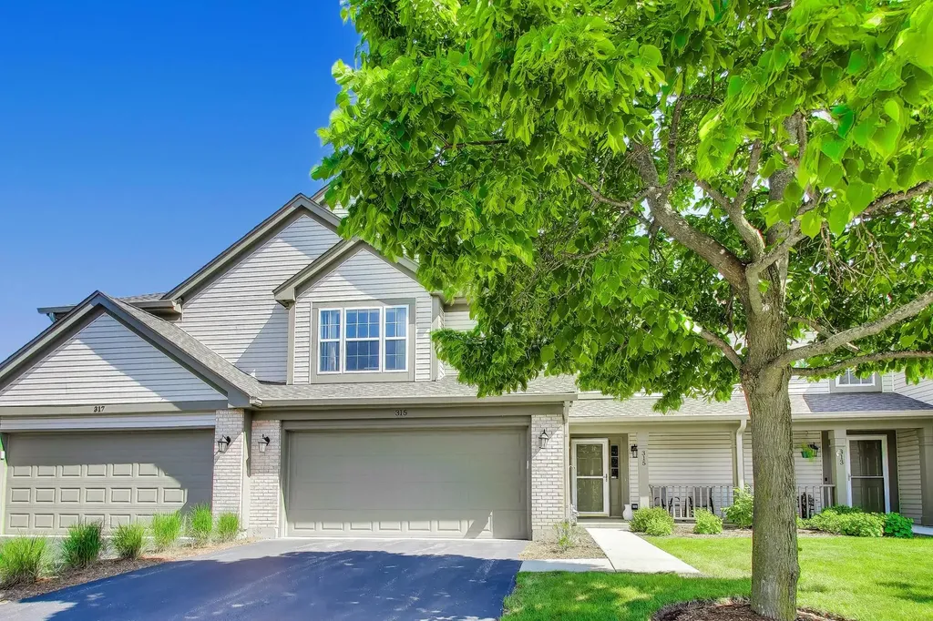 315 Poplar Court Lindenhurst IL 60046