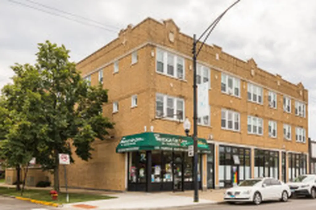 2344 North Kenneth Avenue Chicago IL 60639