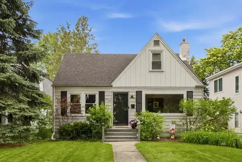 239 Nora Avenue Glenview IL 60025