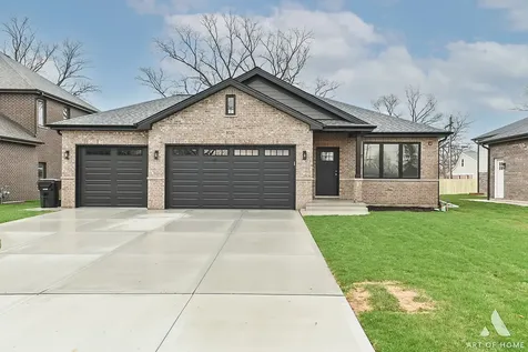 8039 South 85th Court Justice IL 60458