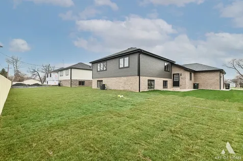 8039 South 85th Court Justice IL 60458