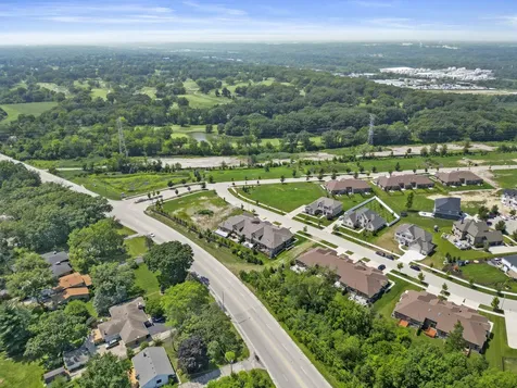 12876 Rosa Lane Lemont IL 60439