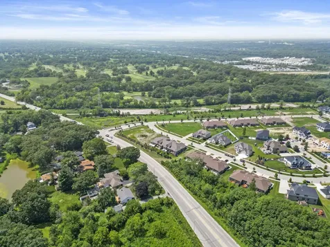 12876 Rosa Lane Lemont IL 60439