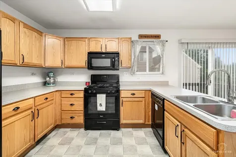 1243 Derry Lane Pingree Grove IL 60140