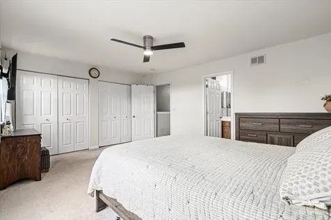 1243 Derry Lane Pingree Grove IL 60140